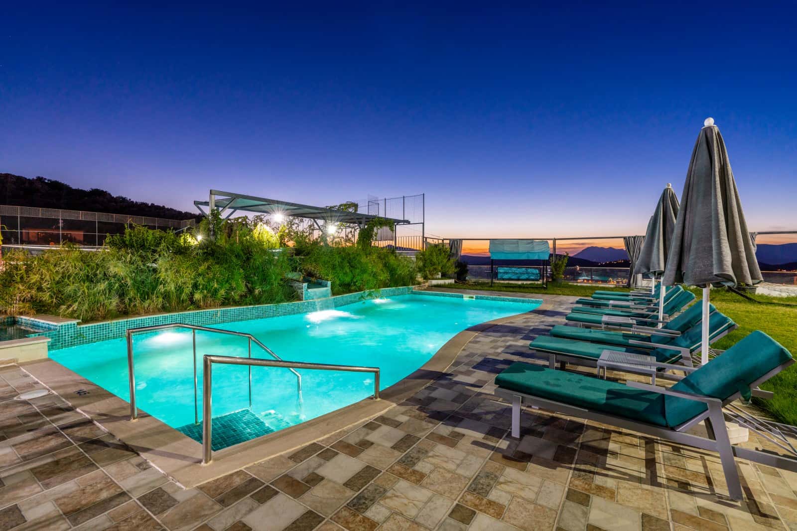 Kalkanın incisi Yavru Saray - Ada:194/Parsel:23 Bazergan mahallesi Kaş/Antalya müzayede küçük resim 72