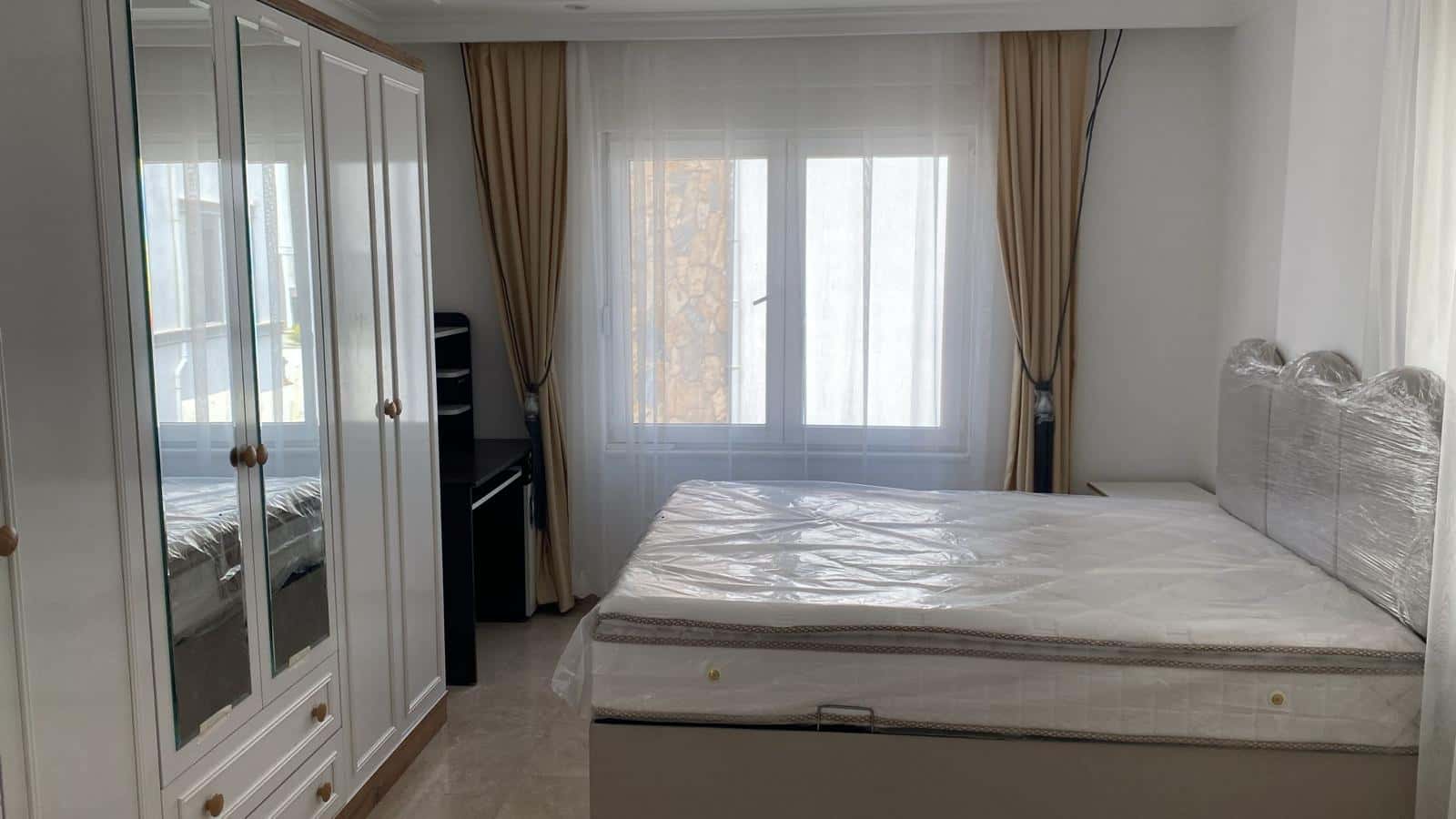 ALANYA MAHMUTLAR DENİZE YAKIN  TRİBLEX HAVUZLU  VİLLA - Mahmutlar 235.sk no:11 müzayede küçük resim 12