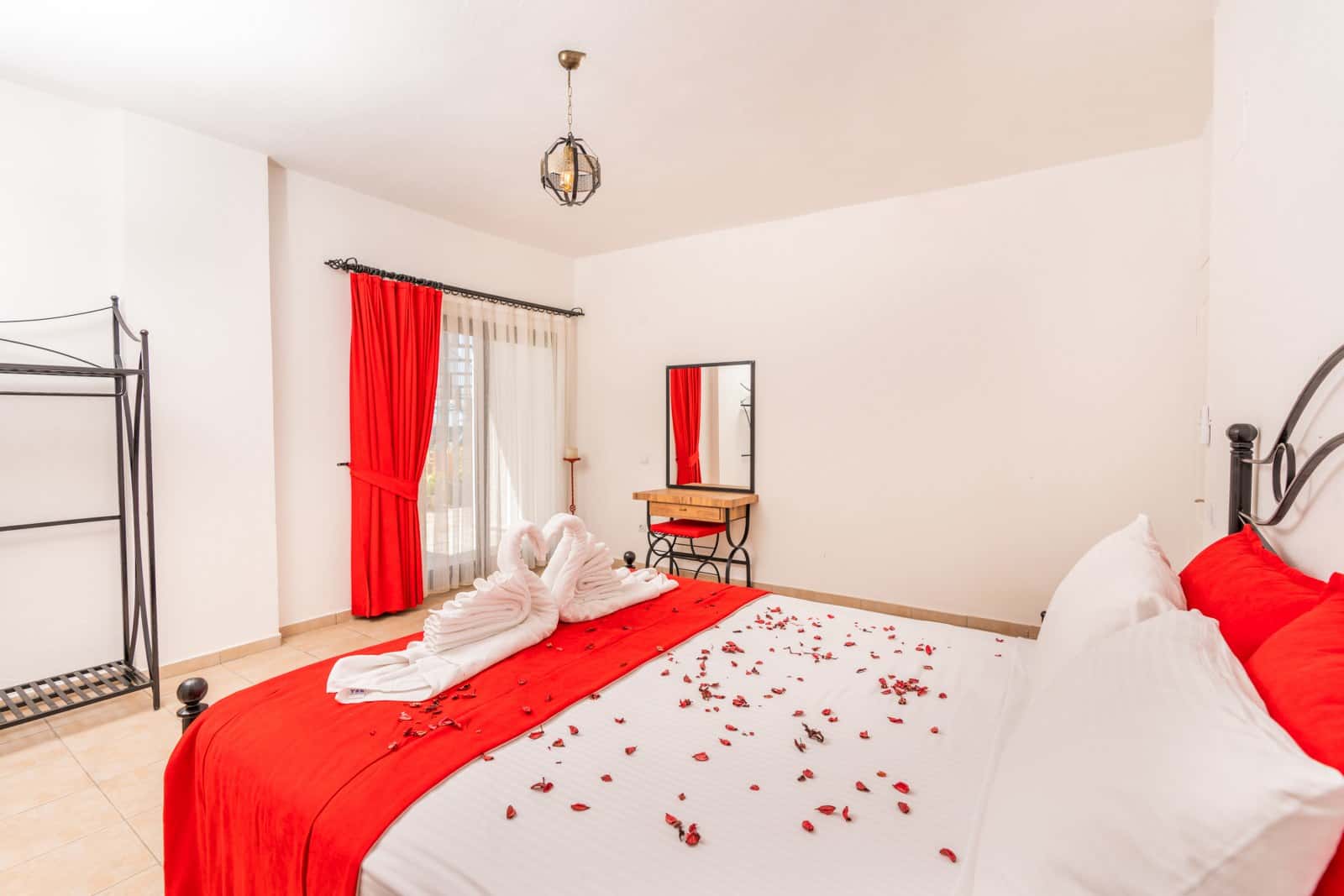 Kalkanın incisi Yavru Saray - Ada:194/Parsel:23 Bazergan mahallesi Kaş/Antalya müzayede küçük resim 35